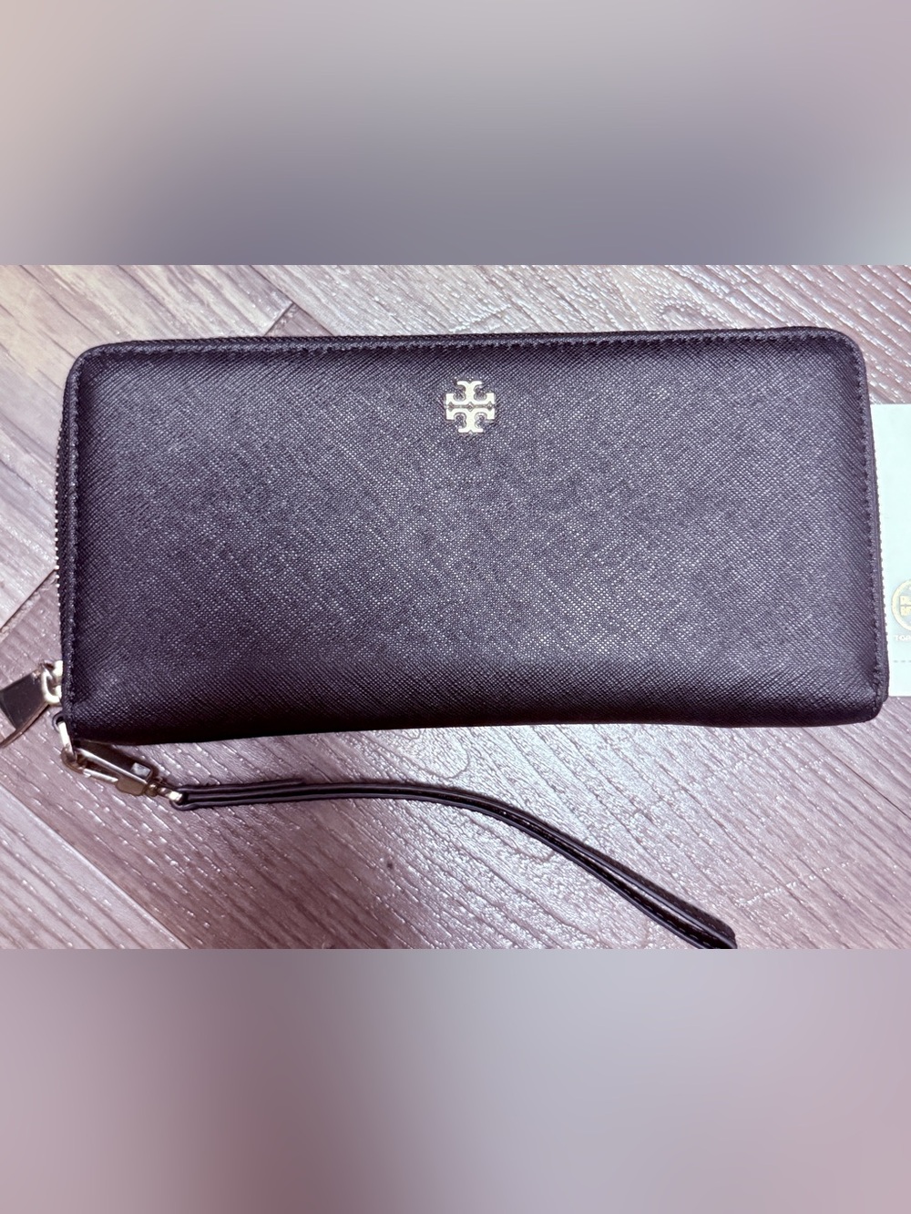 Tory Burch York Passport Continental Zip Wallet Black